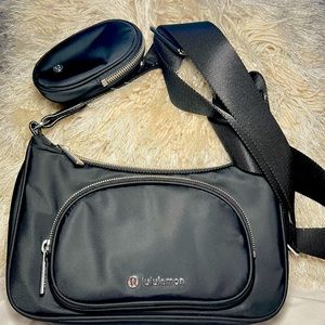 LULULEMON CROSSBODY WITH NANO POUCH
BLACK NYLON BAG